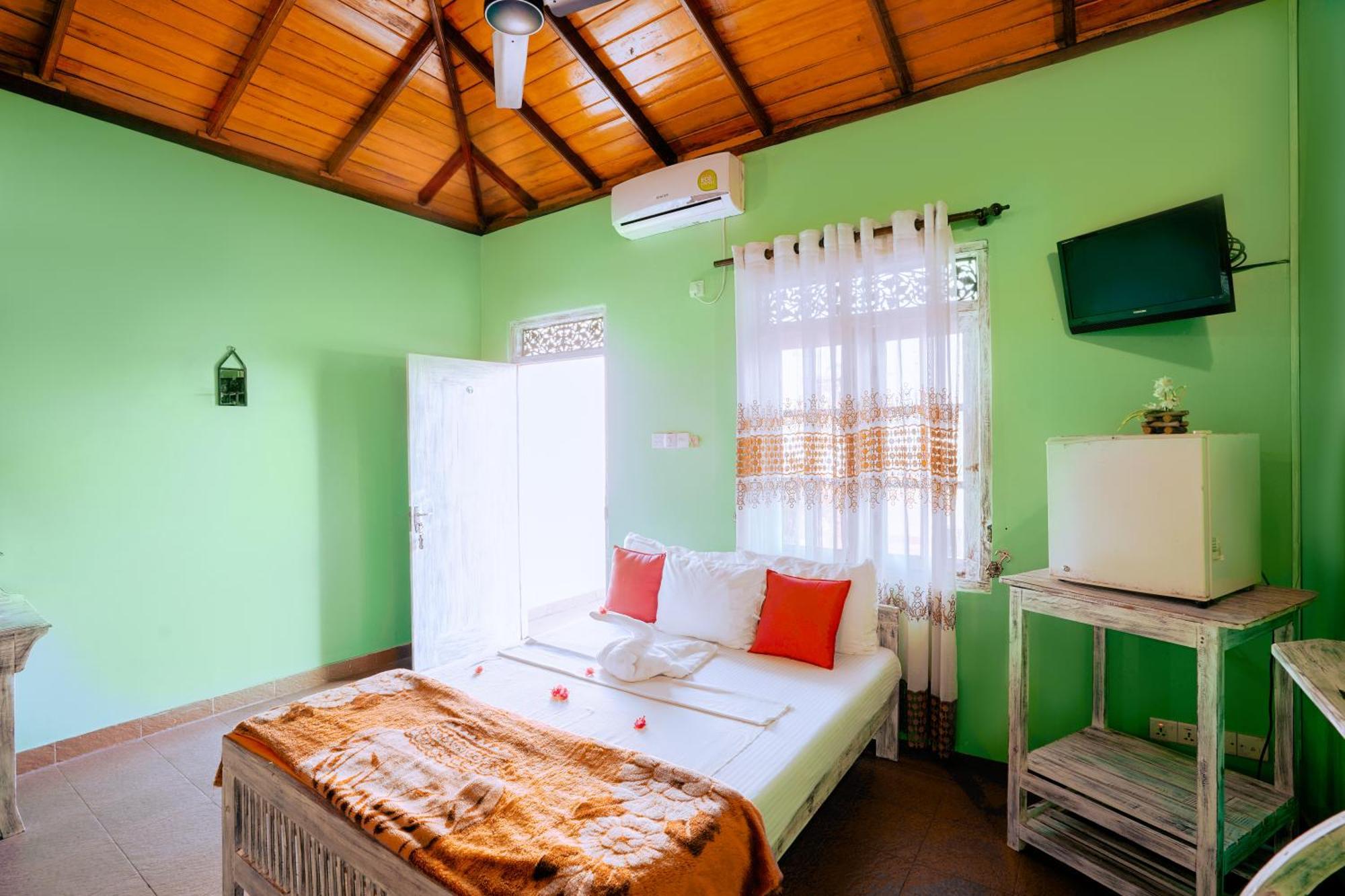 Frangipani Motel كالي المظهر الخارجي الصورة